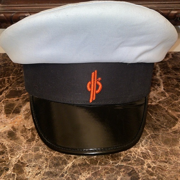 Disney Star Wars Halycon Chandrila
Starline Captain's Hat Galactic
Starc… - Picture 1 of 5